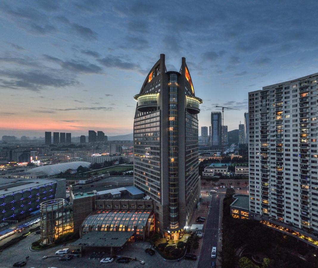 Bayshore Hotel Dalian Exterior photo